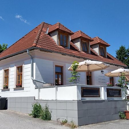 Apartmany Maly Mnich Mníšek pod Brdy 외부 사진